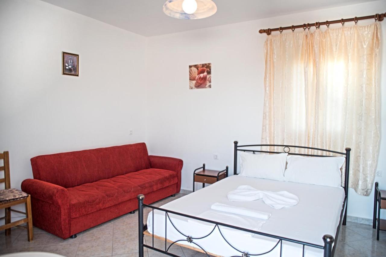 Molos Studios Stelida  Buitenkant foto